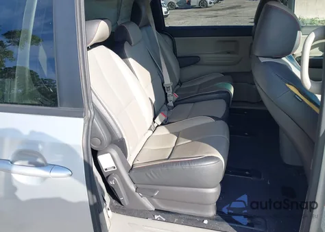 2017 Kia Sedona Lx from USA, damaged, VIN KNDMB5C14H6312893